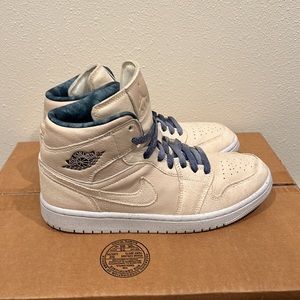 WOMENS AIR JORDAN 1 MID SE